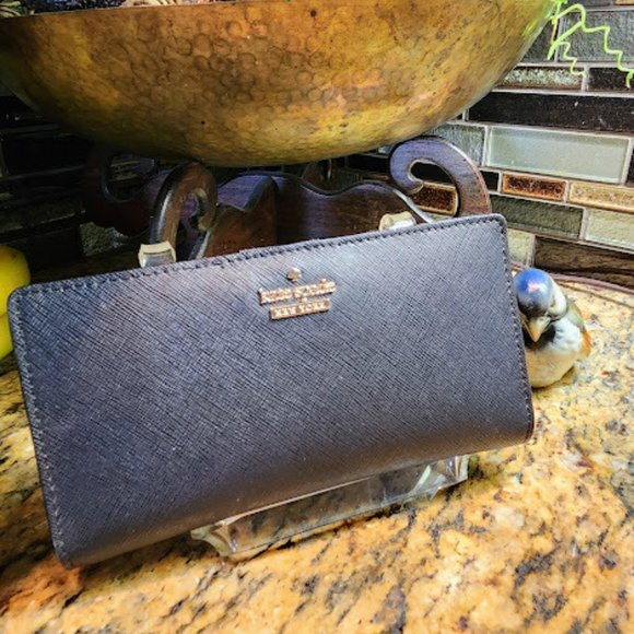 Kate Spade Madison Wallet - Picture 1 of 11
